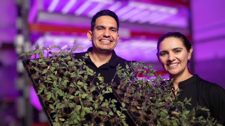 Ricardo Hernandez and his wife, Iliana
